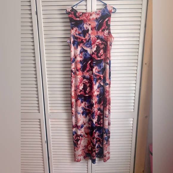 Apt 9 long floral dress - Picture 2 of 5